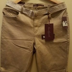 Gloria Vaderbuilt Sz 14 Amanda Classic Fit shorts